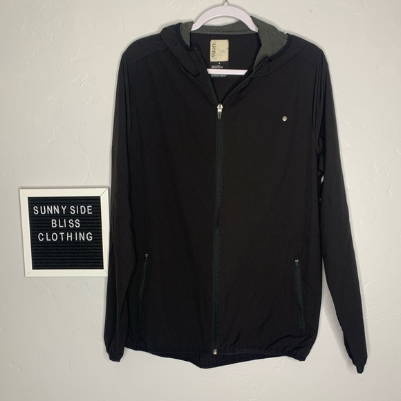 Vuori Other - Vuori Men’s Black Outdoor Training Shell Athletic Jacket Size Medium